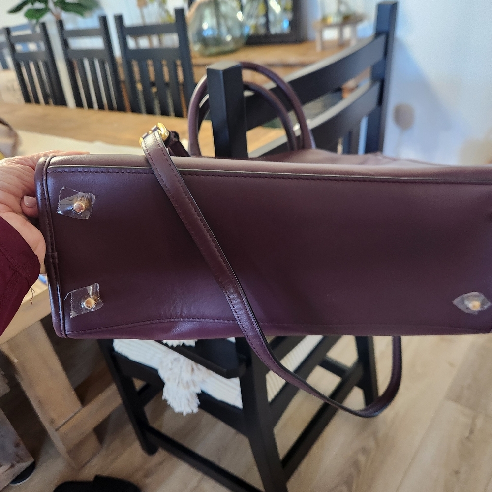 Handbag - Picture 8 of 13